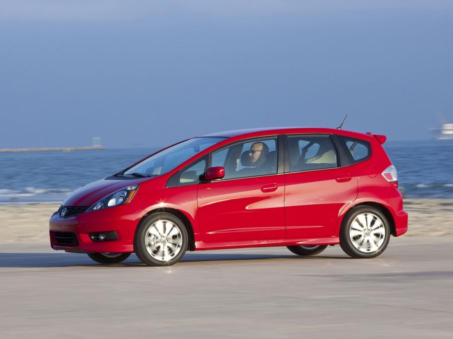  Honda Fit Sport 2011 года  (US) (фото 13 из 21)